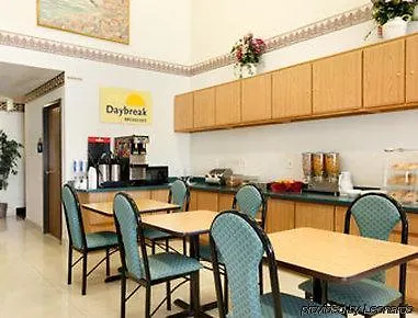 Hotel Days By Wyndham North 3*