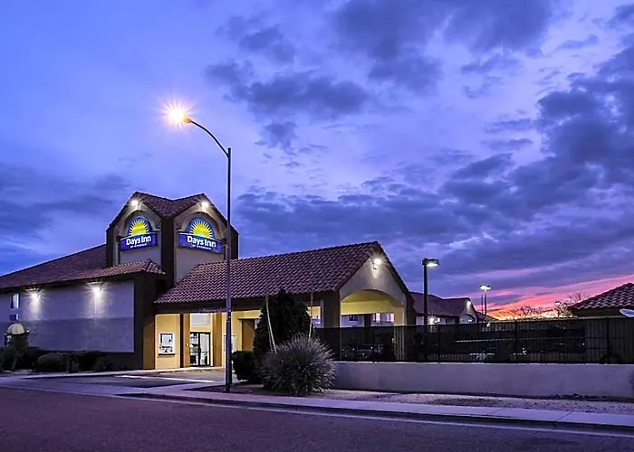 Days By Wyndham North Hotel Phoenix